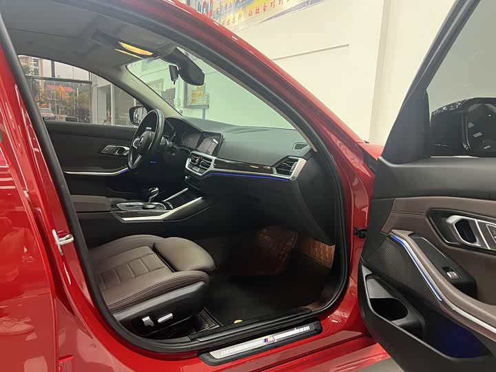 Фото 5 - BMW 3 Series