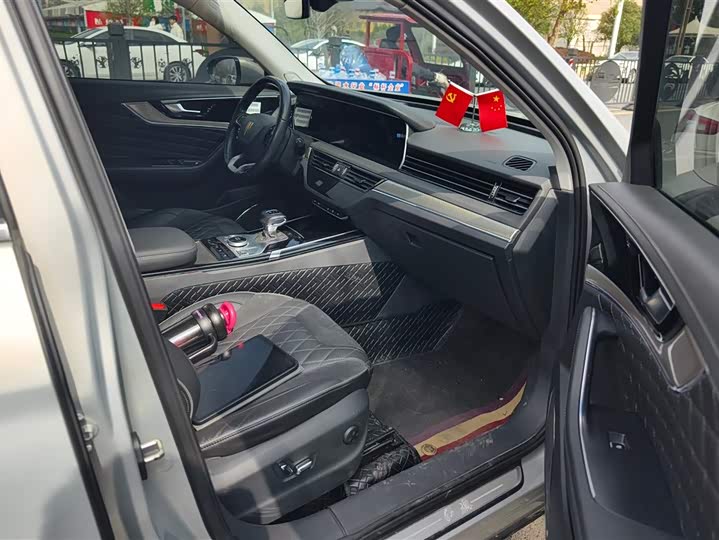 Фото 8 - Hongqi HS5