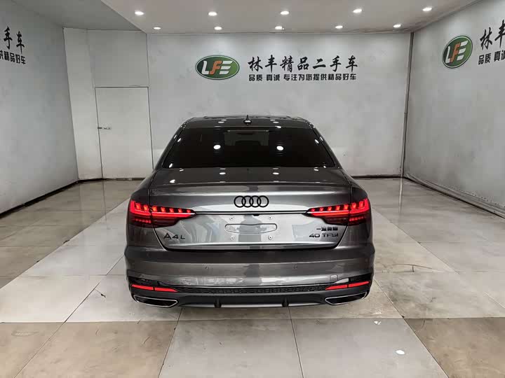 Фото 6 - Audi A4L