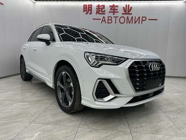 Фото 2 - Audi Q3