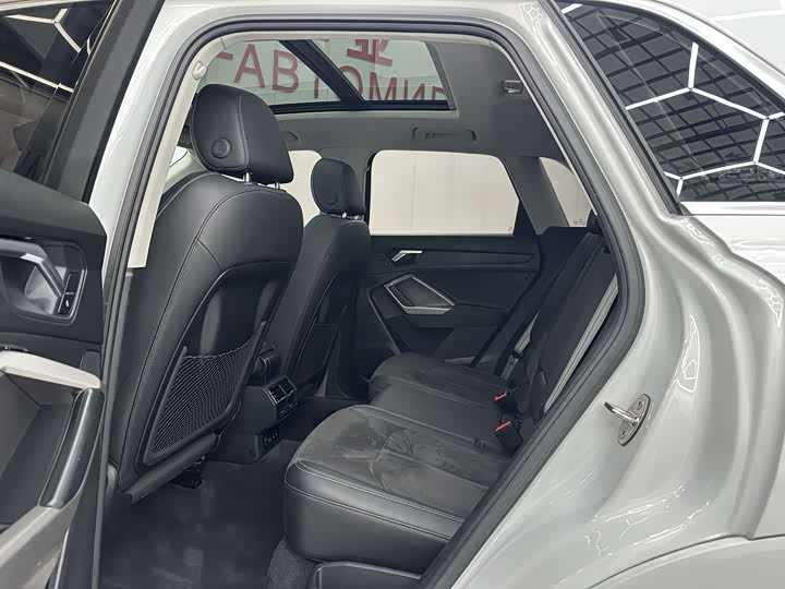 Фото 5 - Audi Q3