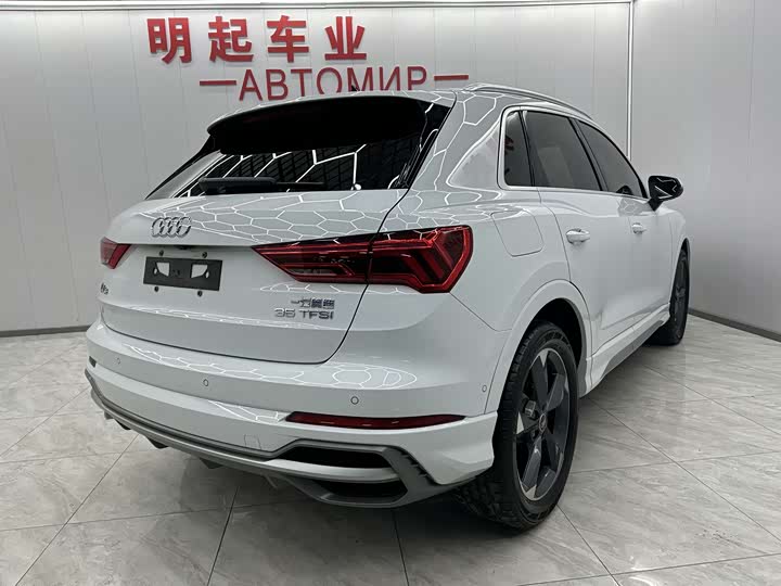 Фото 7 - Audi Q3