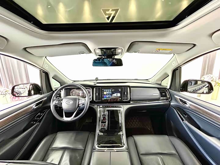 Фото 5 - GAC Trumpchi M8