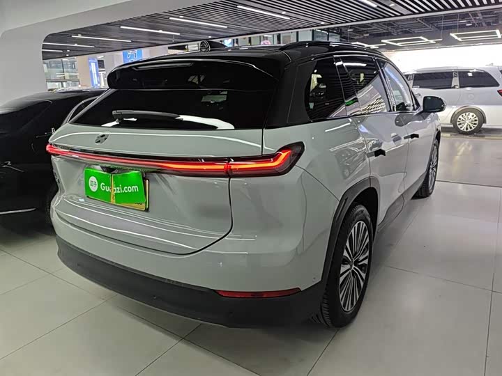 Фото 7 - Nio ES7