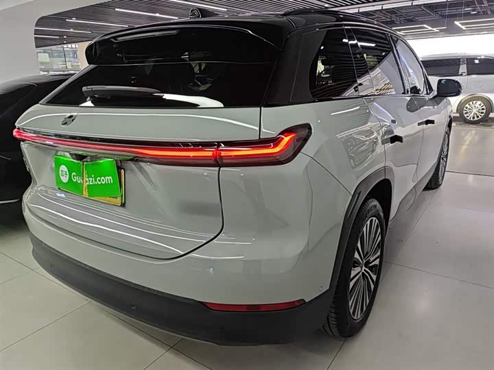 Фото 8 - Nio ES7