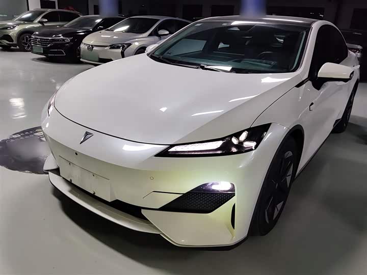 Фото 2 - Changan Deepal SL03