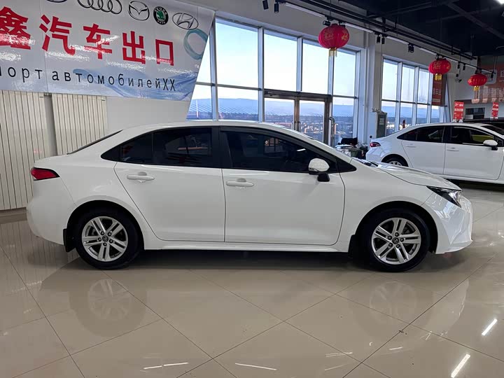 Фото 4 - Toyota Levin