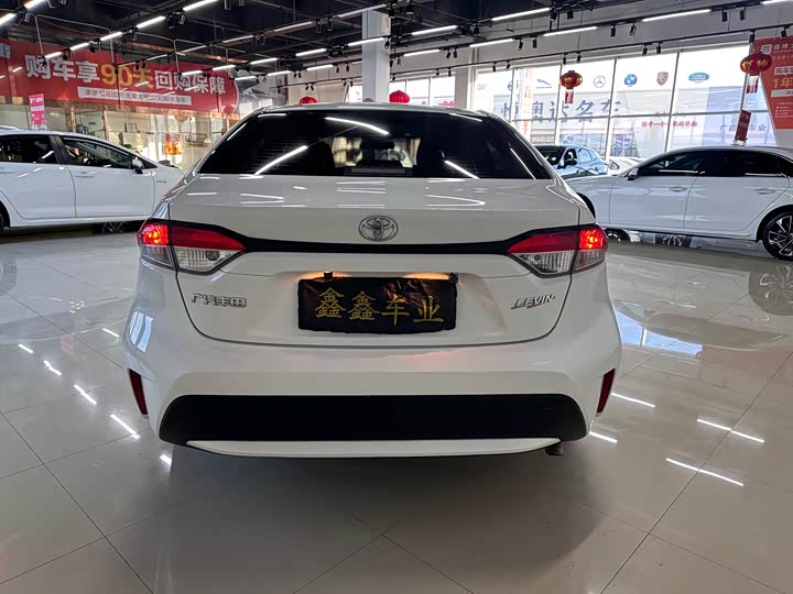 Фото 5 - Toyota Levin