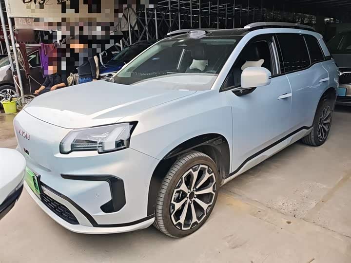 Фото 2 - GAC Aion V