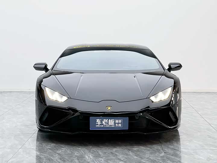 Фото 2 - Lamborghini Huracán