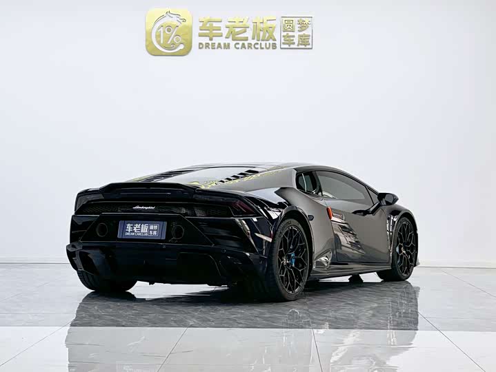 Фото 4 - Lamborghini Huracán