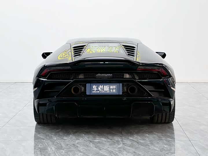 Фото 5 - Lamborghini Huracán