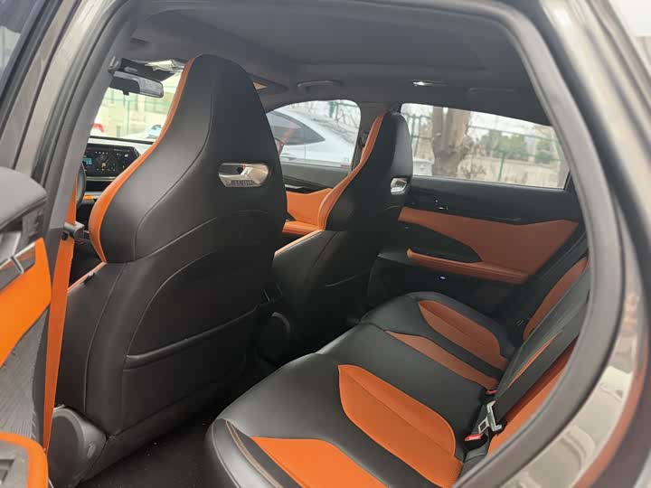 Фото 9 - Changan UNI-V