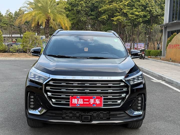 Фото 2 - Jetour X90