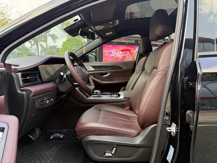 Фото 9 - Jetour X90