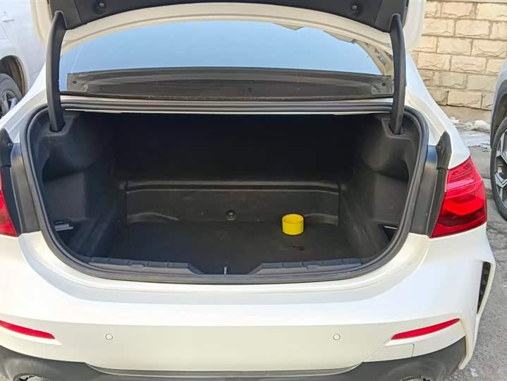 Фото 4 - BMW 1 Series