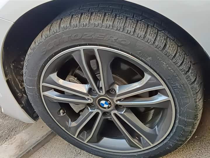 Фото 6 - BMW 1 Series