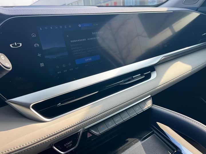 Фото 9 - Geely Monjaro