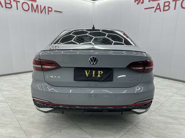 Фото 9 - Volkswagen Lavida