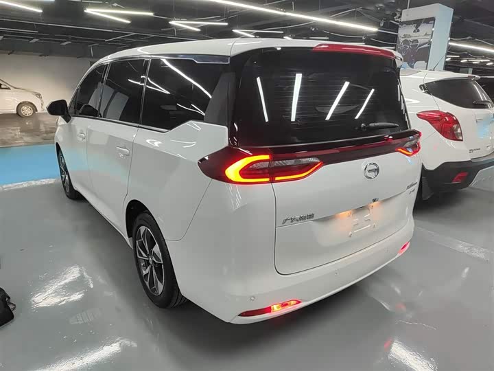 Фото 5 - GAC Trumpchi M6