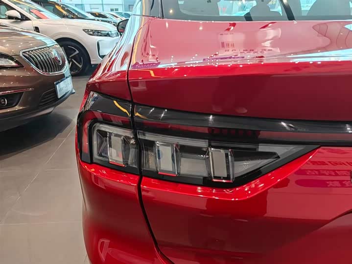 Фото 4 - Ford Mondeo