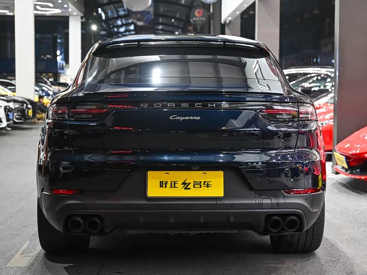 Фото 5 - Porsche Cayenne