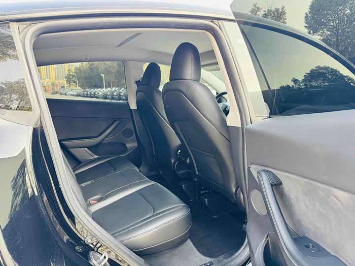 Фото 5 - Tesla Model Y