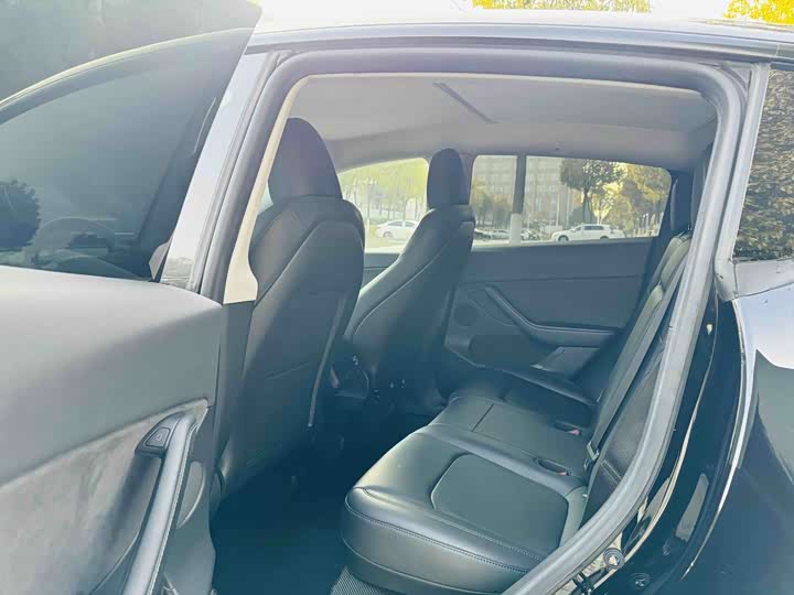 Фото 7 - Tesla Model Y