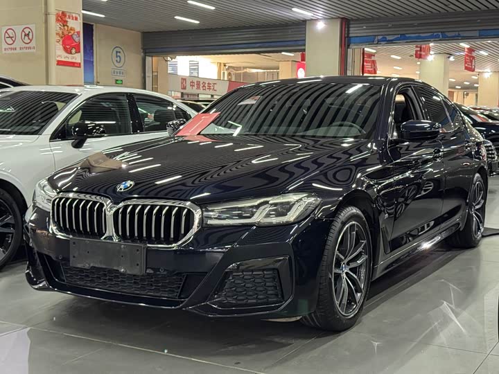 Фото 1 - BMW 5 Series