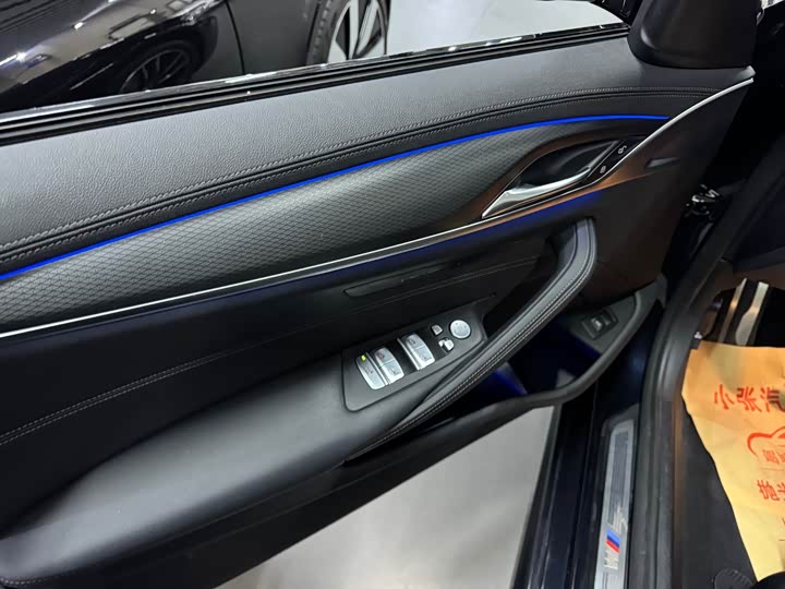 Фото 5 - BMW 5 Series