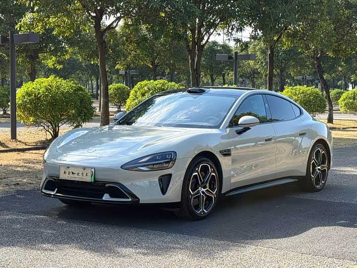 Фото 1 - Xiaomi SU7