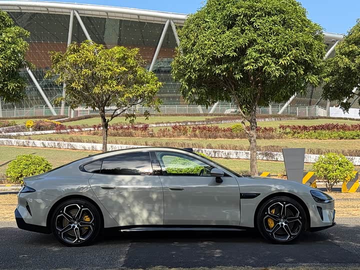 Фото 4 - Xiaomi SU7