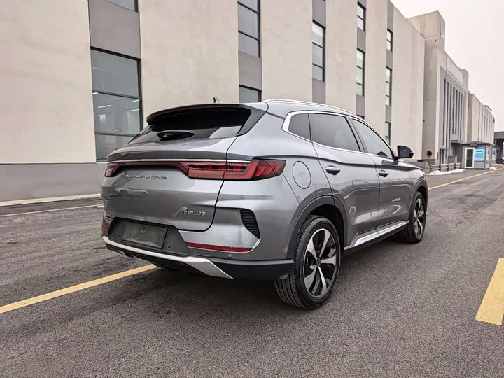 Фото 4 - BYD Song Plus