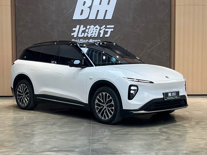 Фото 8 - Nio ES6