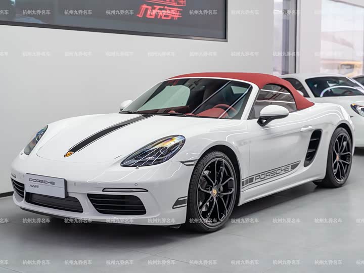 Фото 1 - Porsche 718