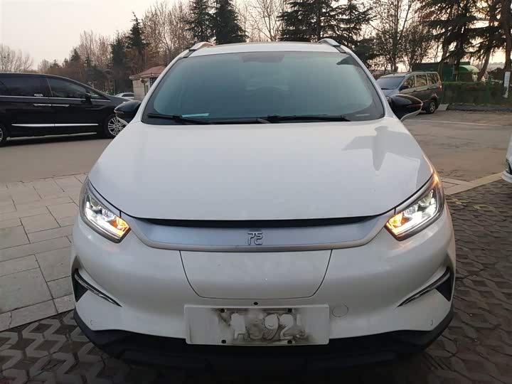 Фото 3 - BYD Yuan Pro