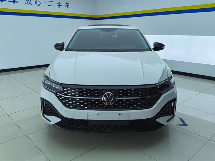 Фото 2 - Volkswagen Lavida