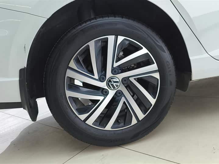 Фото 6 - Volkswagen Lavida