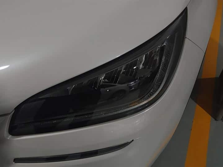 Фото 5 - Lincoln Corsair