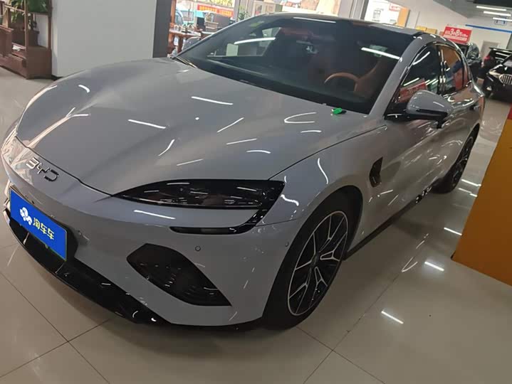 Фото 1 - BYD Seal