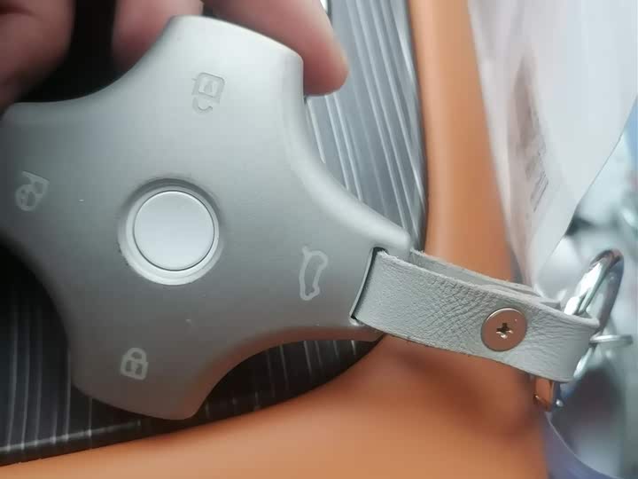 Фото 9 - Dongfeng Yipai eπ 008