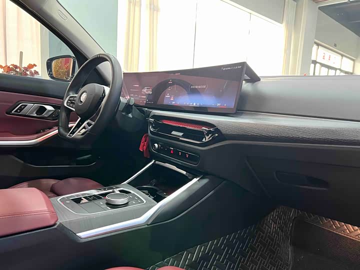 Фото 8 - BMW 3 Series