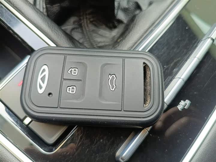 Фото 9 - Chery Tiggo 8