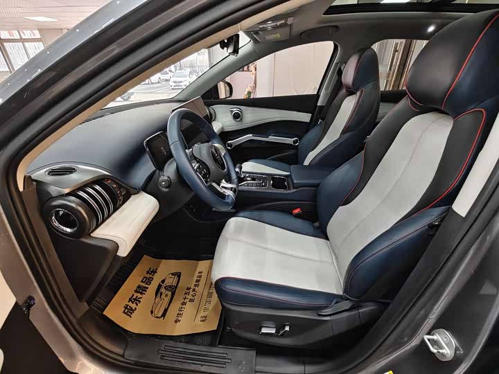 Фото 7 - BYD Yuan Plus