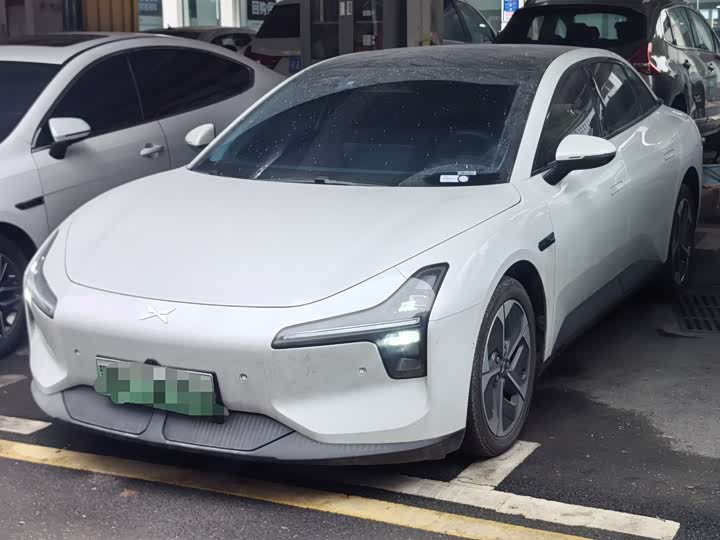 Фото 1 - XPeng Mona M03