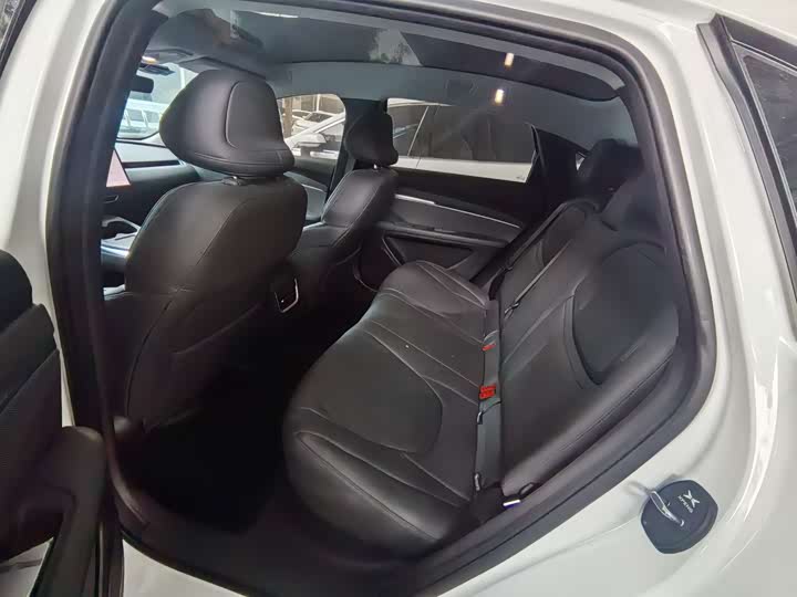 Фото 9 - XPeng Mona M03