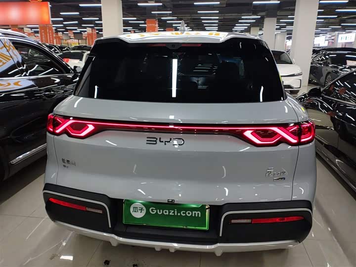 Фото 6 - BYD Yuan Up