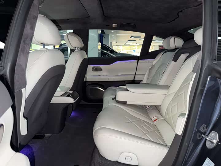 Фото 9 - Nio ET7