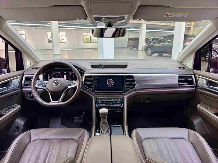 Фото 4 - Volkswagen Viloran