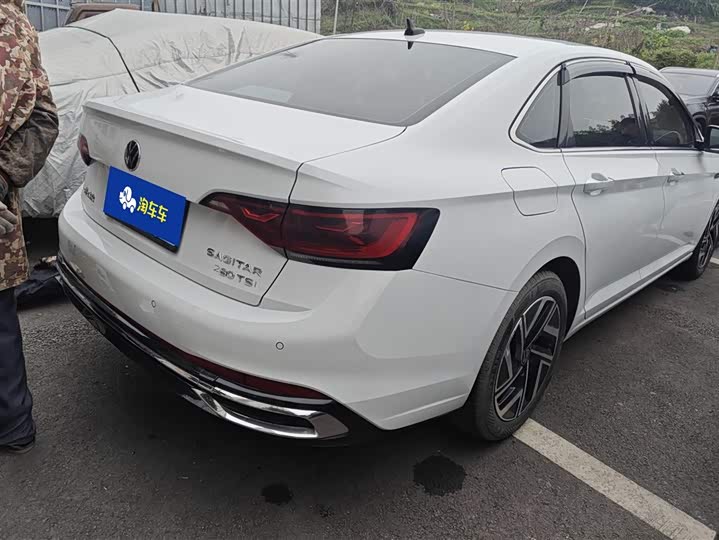 Фото 3 - Volkswagen Sagitar L